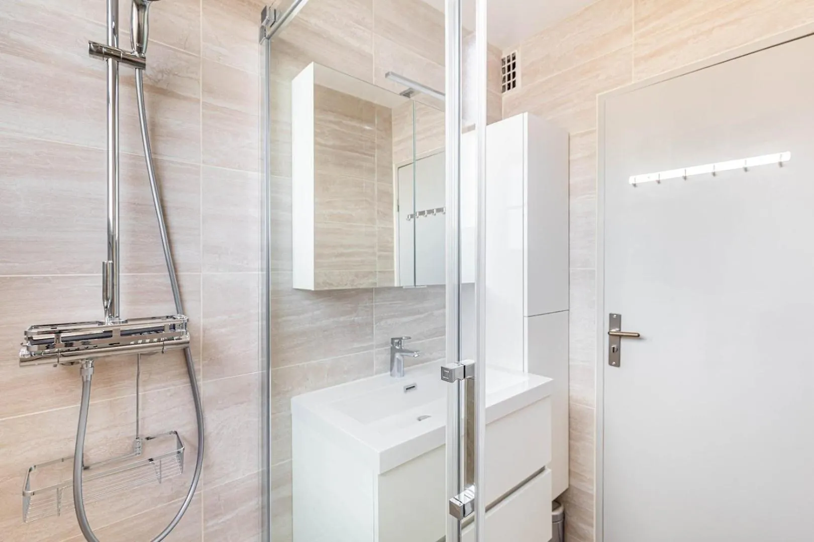 Guestready - Spacious Stay With Balcony Villejuif