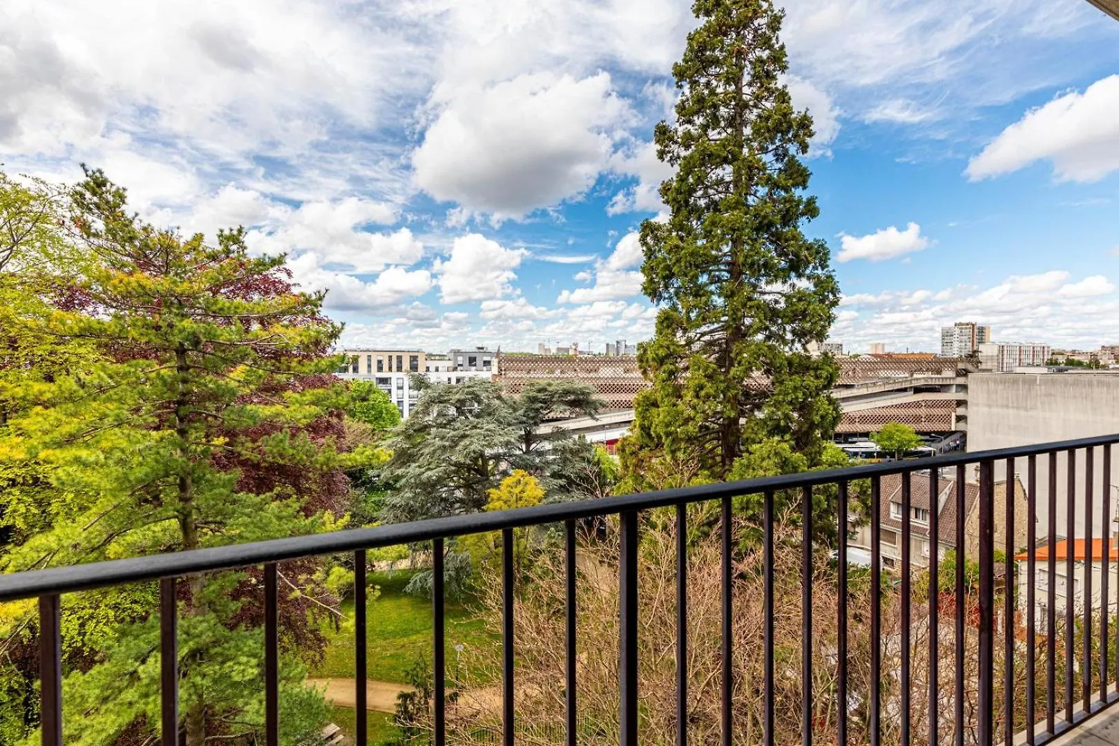 Apartment Guestready - Spacious Stay With Balcony Villejuif France